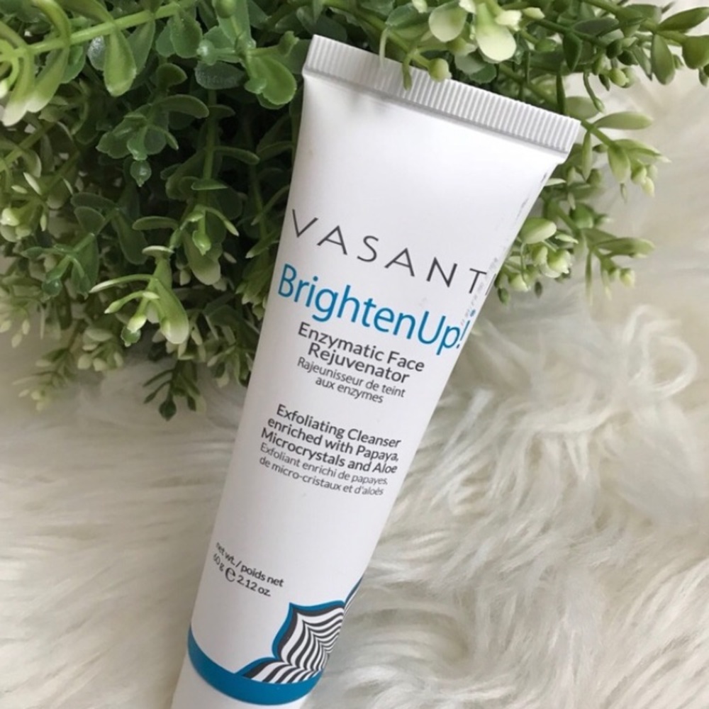 Vasanti exfoliating cleanser